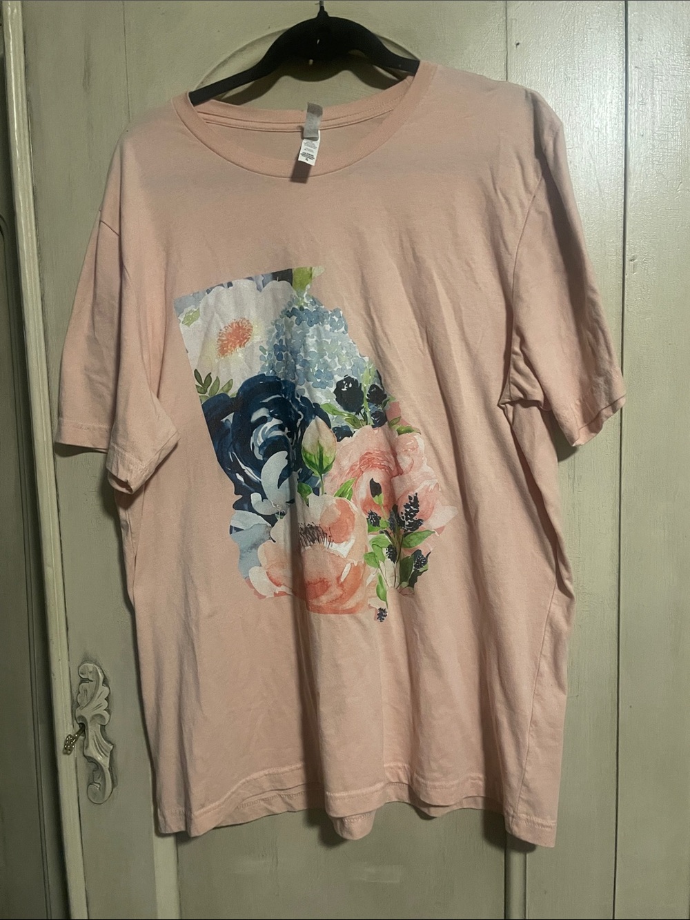Women's Light Pink Floral Graphic Short Sleeve Tee